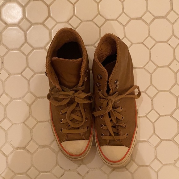 SOLD Faux Fur Lined Converse AllStar Hi-Tops! - Picture 2 of 6